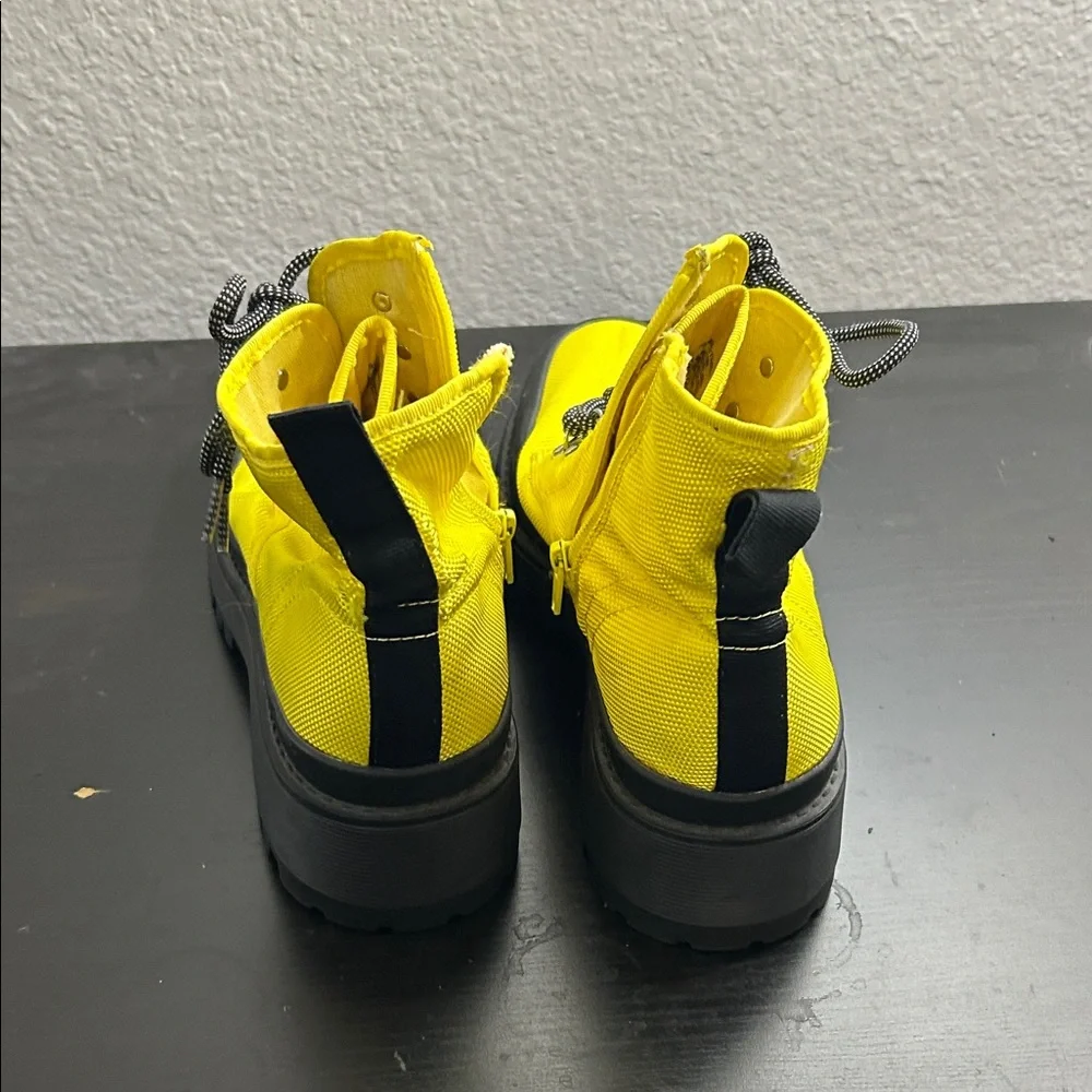 Steve Madden Timbor Ankle Boots - Picture 3 of 6